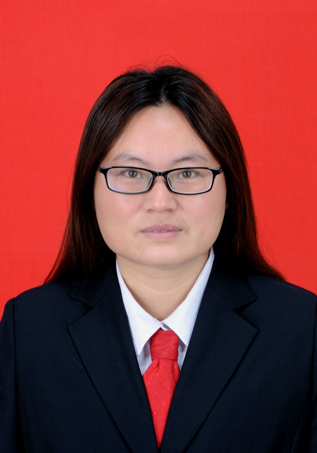 罗明芳