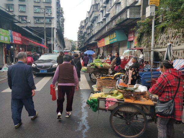 沿街摆摊设点