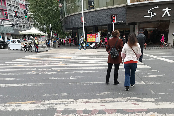 无视交通信号灯